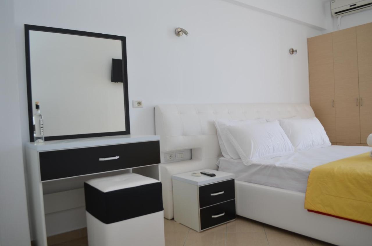 Noah Apartaments Саранда Екстер'єр фото